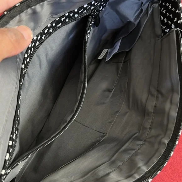 Thirtyone Day Demi day bag - Picture 3 of 4